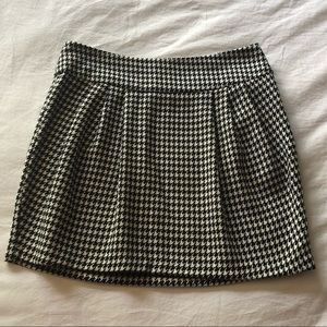 Max Rave Pleated Houndstooth Skirt